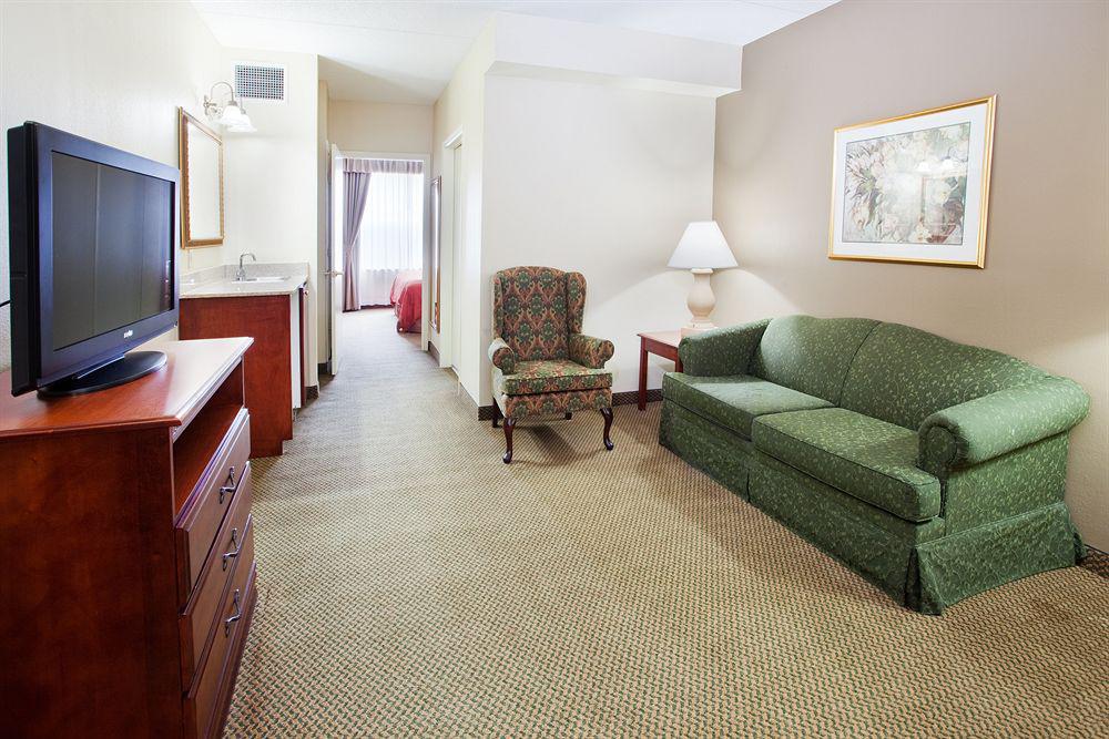 Holiday Inn Express & Suites Atlanta Ne- Duluth By Ihg Exterior foto